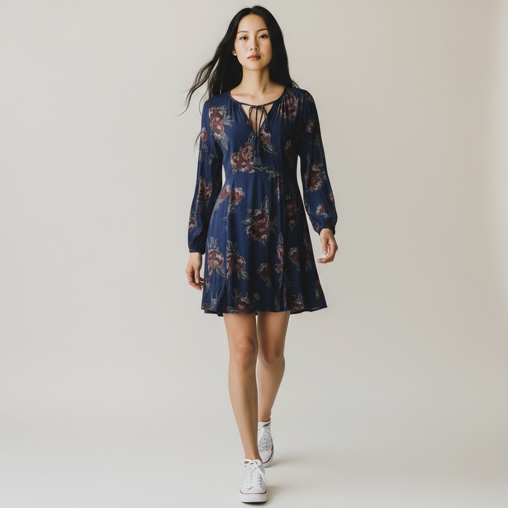 ASTR The Label Womens Size Med Ethel Dress Navy Floral Tassel Long Sleeve